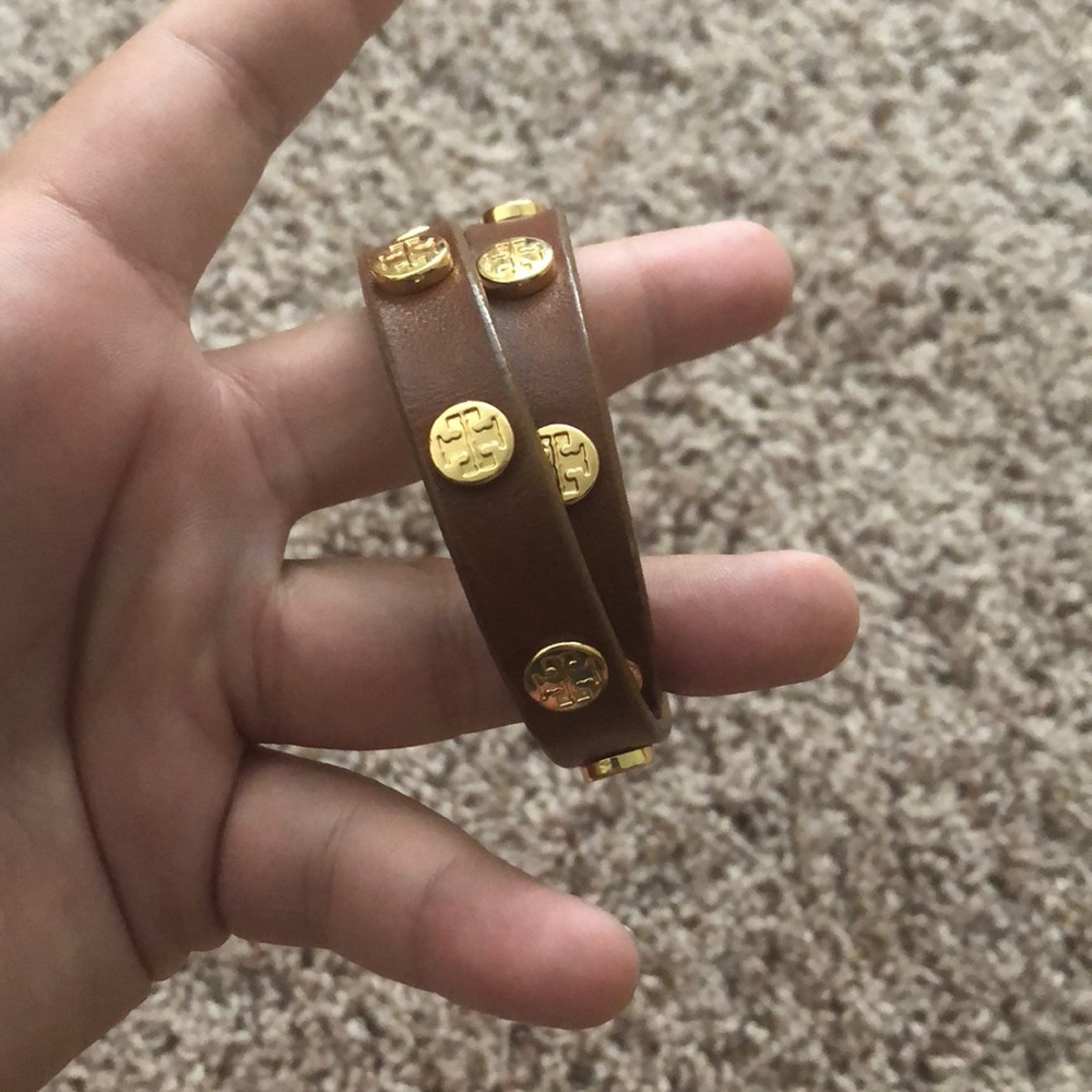 tory burch wrap — looks very well hardly worn!